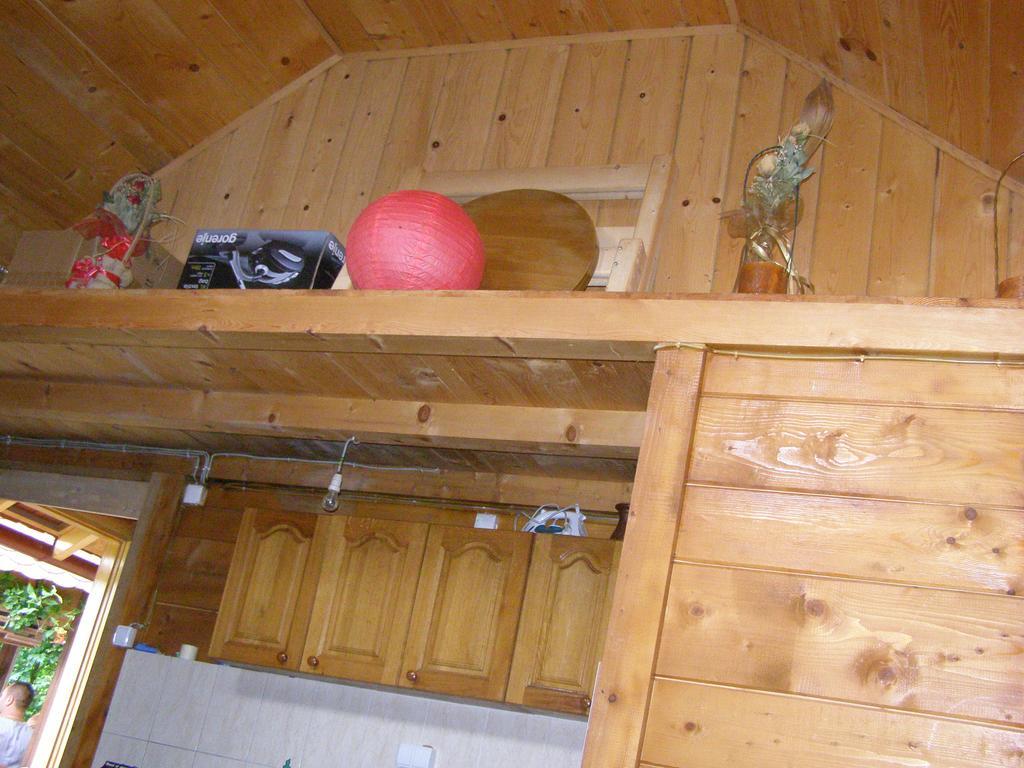 Guesthouse Kuzmanovic Гуча Экстерьер фото