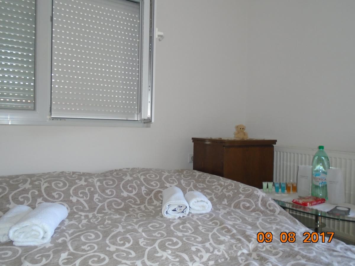 Guesthouse Kuzmanovic Гуча Экстерьер фото